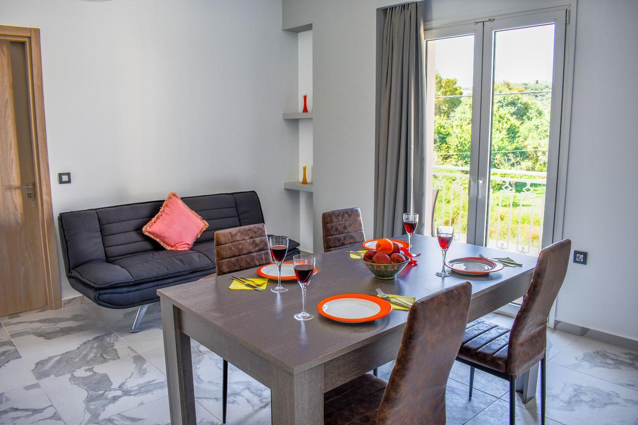 Katsaros Luxury Apts 5Min Walk To Beach Leilighet Tsiliví Eksteriør bilde