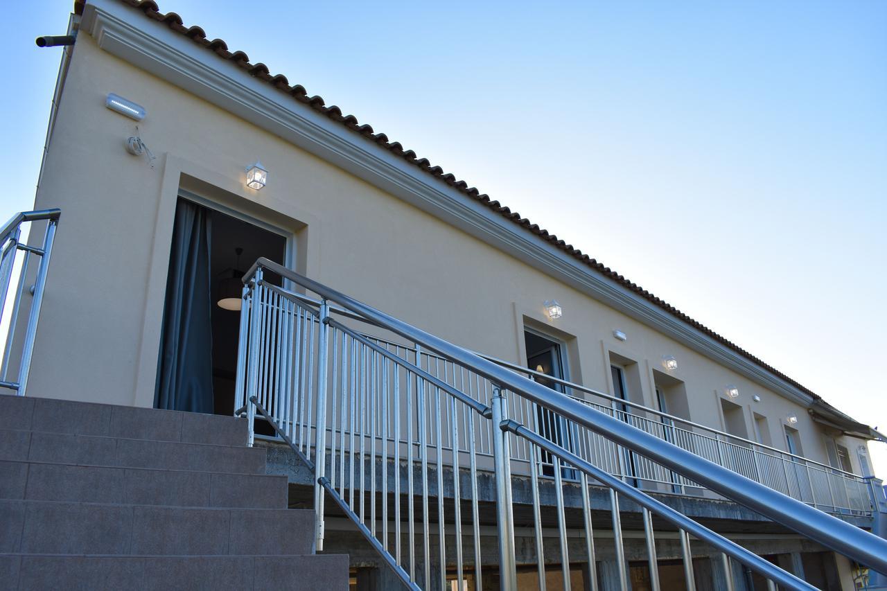 Katsaros Luxury Apts 5Min Walk To Beach Leilighet Tsiliví Eksteriør bilde