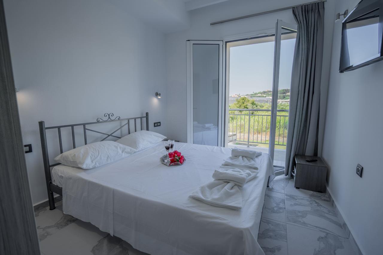 Katsaros Luxury Apts 5Min Walk To Beach Leilighet Tsiliví Eksteriør bilde